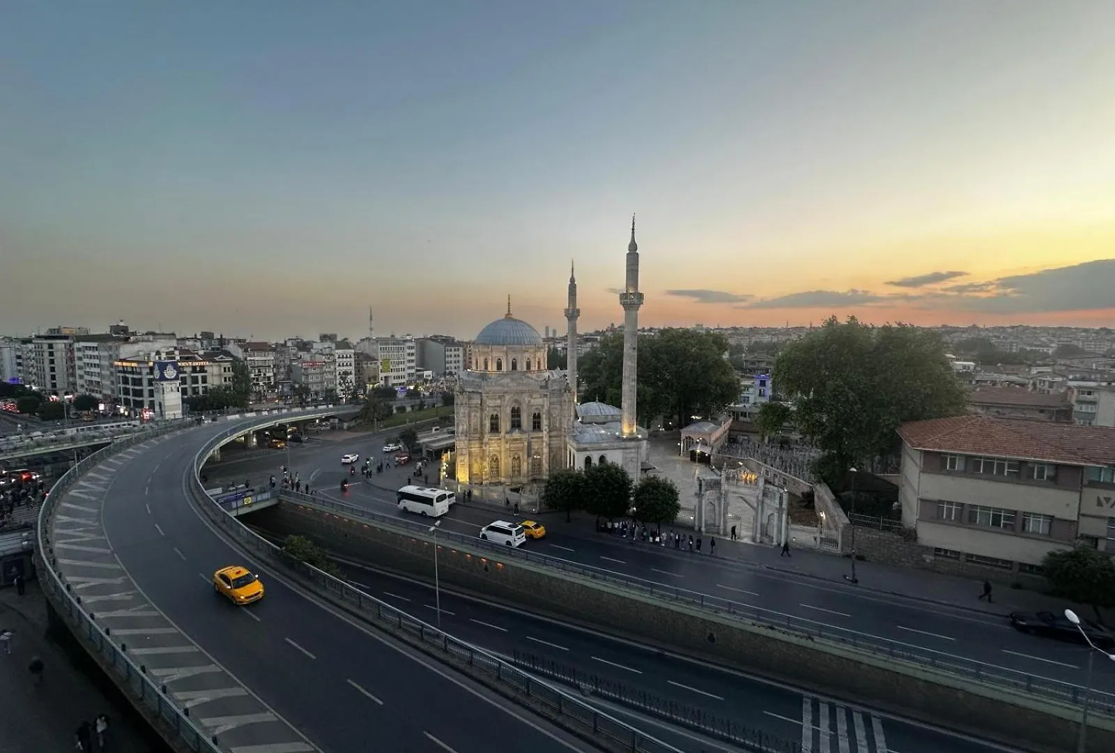 The Best Hotel Стамбул